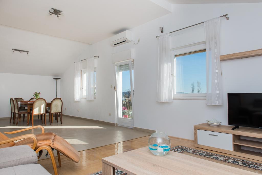 Apartments Rose Kaštela Εξωτερικό φωτογραφία